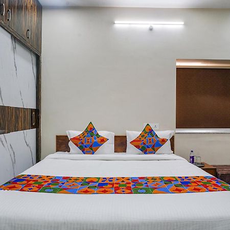 Fabhotel Perams Grand Inn - Hitech City Haïdarabad Extérieur photo