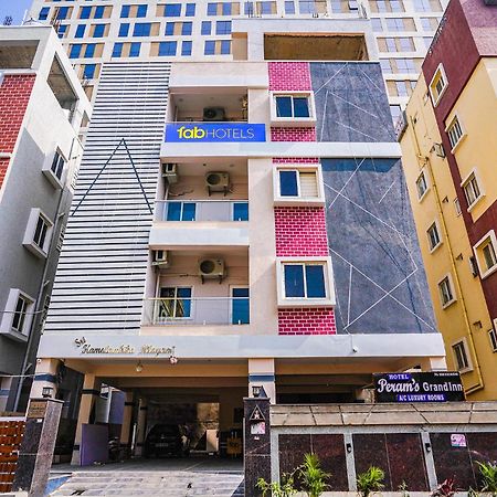 Fabhotel Perams Grand Inn - Hitech City Haïdarabad Extérieur photo