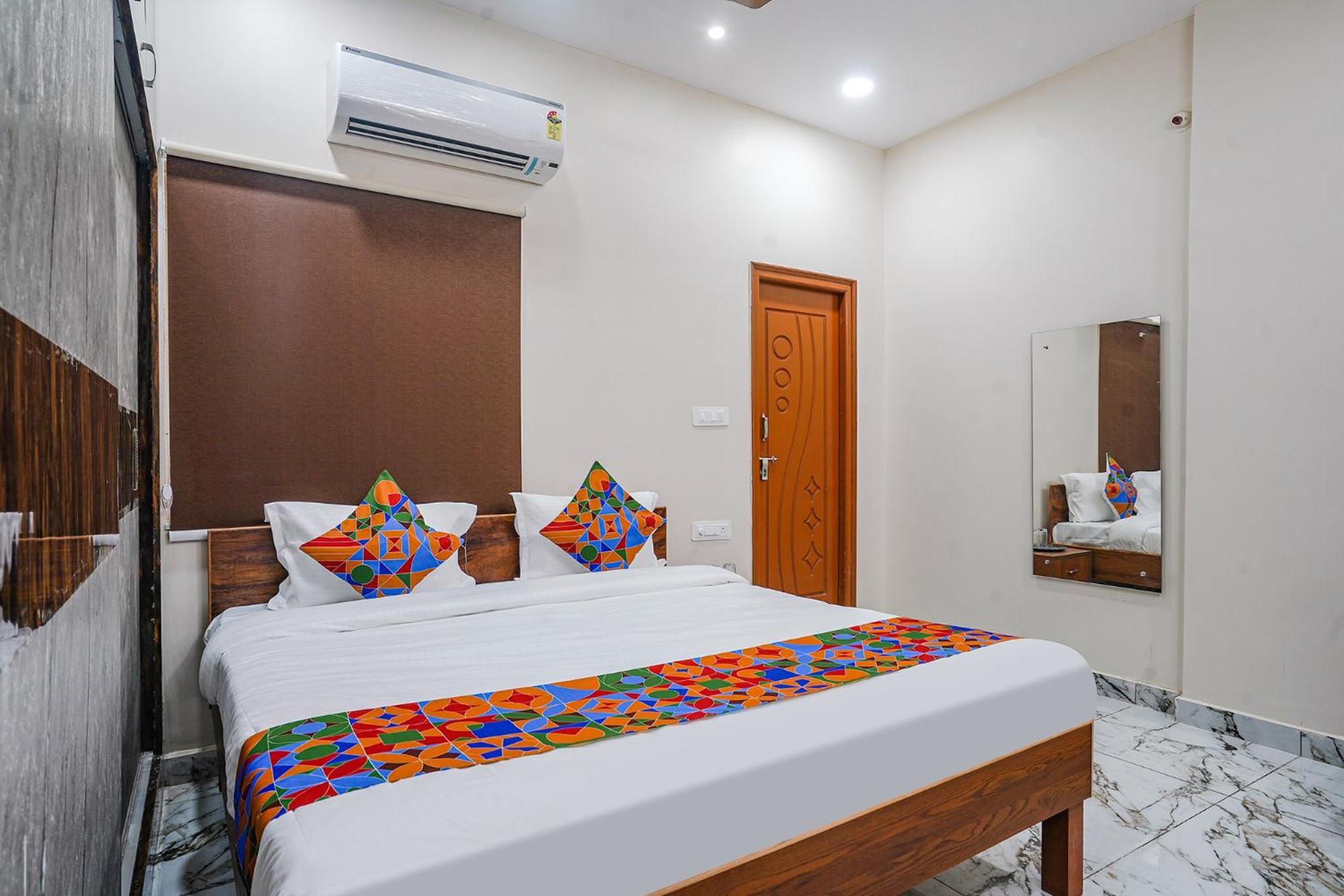 Fabhotel Perams Grand Inn - Hitech City Haïdarabad Extérieur photo
