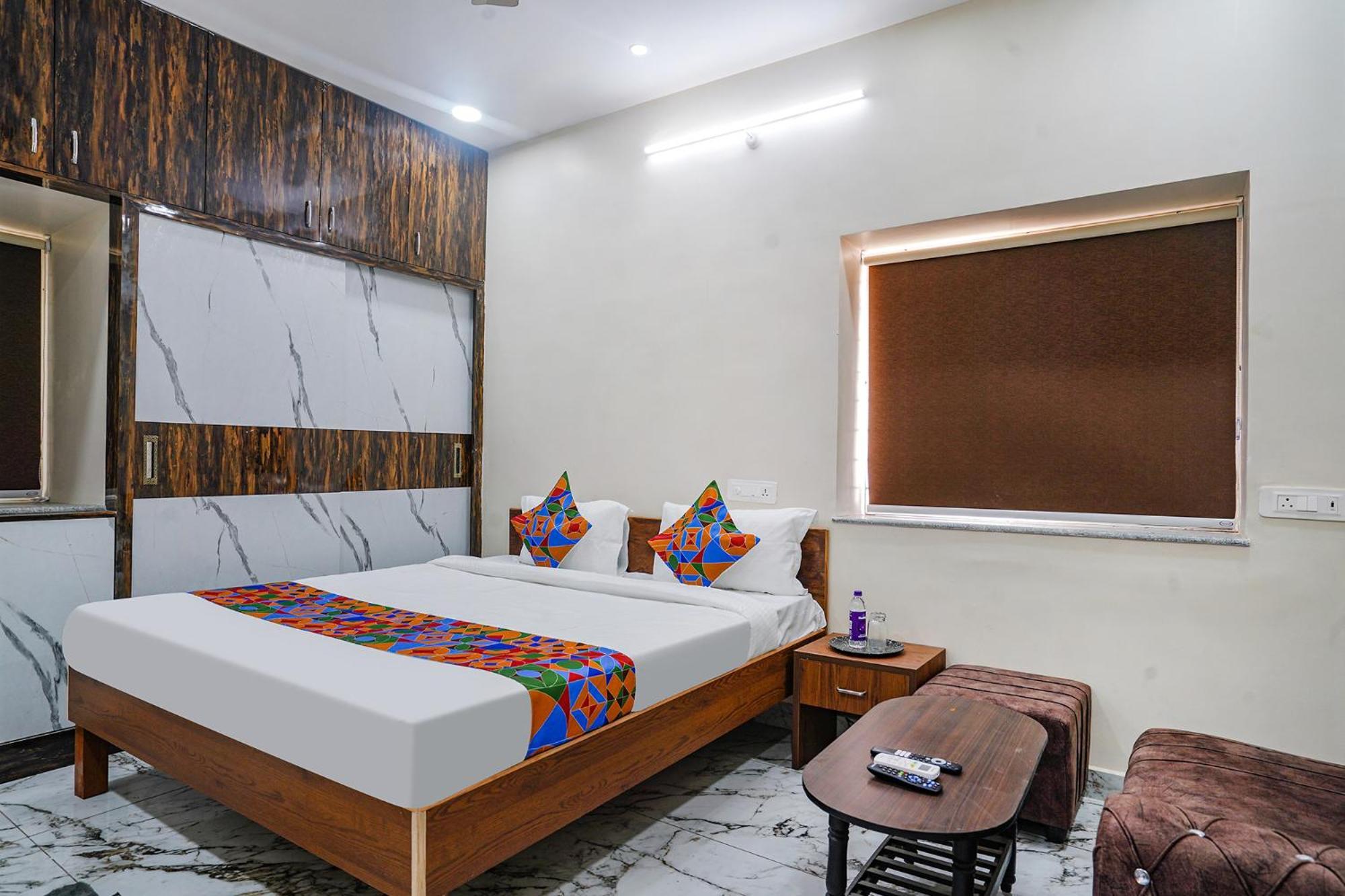 Fabhotel Perams Grand Inn - Hitech City Haïdarabad Extérieur photo