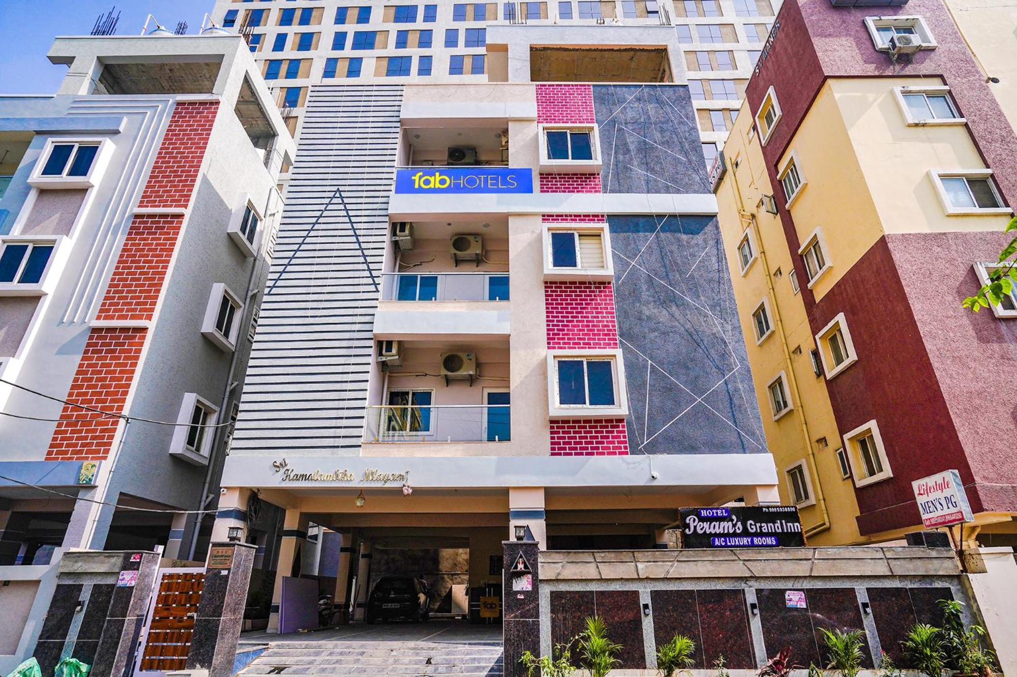 Fabhotel Perams Grand Inn - Hitech City Haïdarabad Extérieur photo